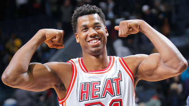 hassan-whiteside-free-throws-miami-heat-video.jpg